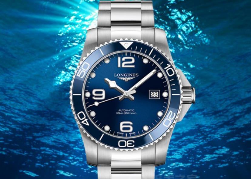 浪琴康卡斯潜水系列蓝盘浪琴腕表，纵享海底世界